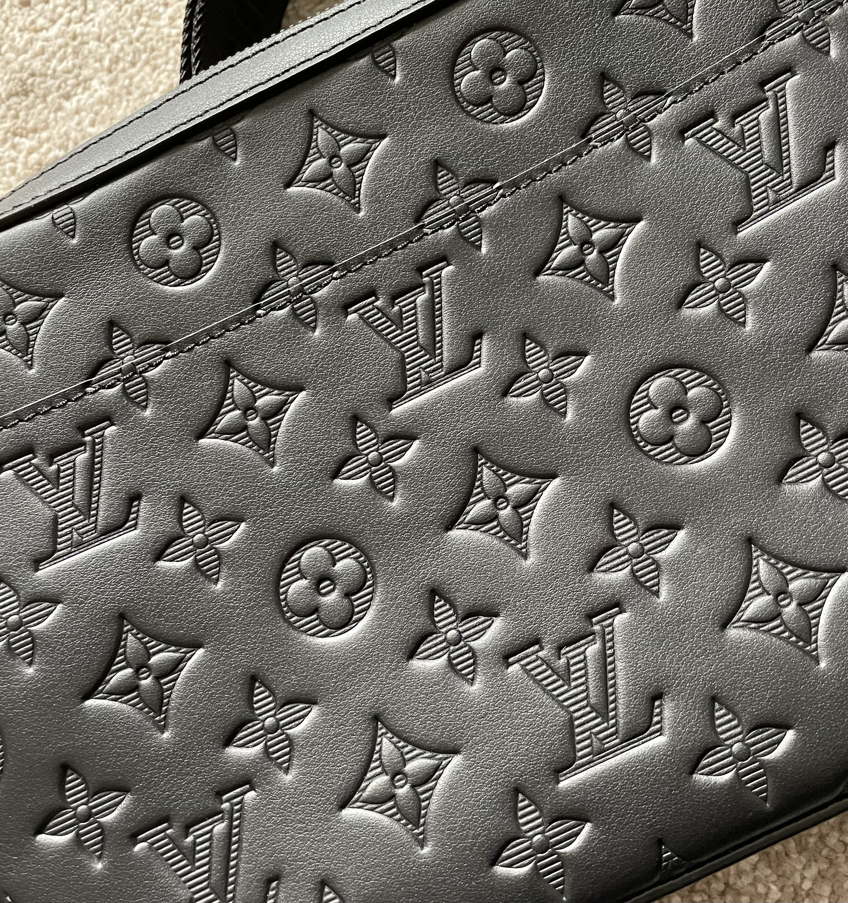 Louis Vuitton AAA+ Replica Designer Duo Messenger Bag LBP0128018462