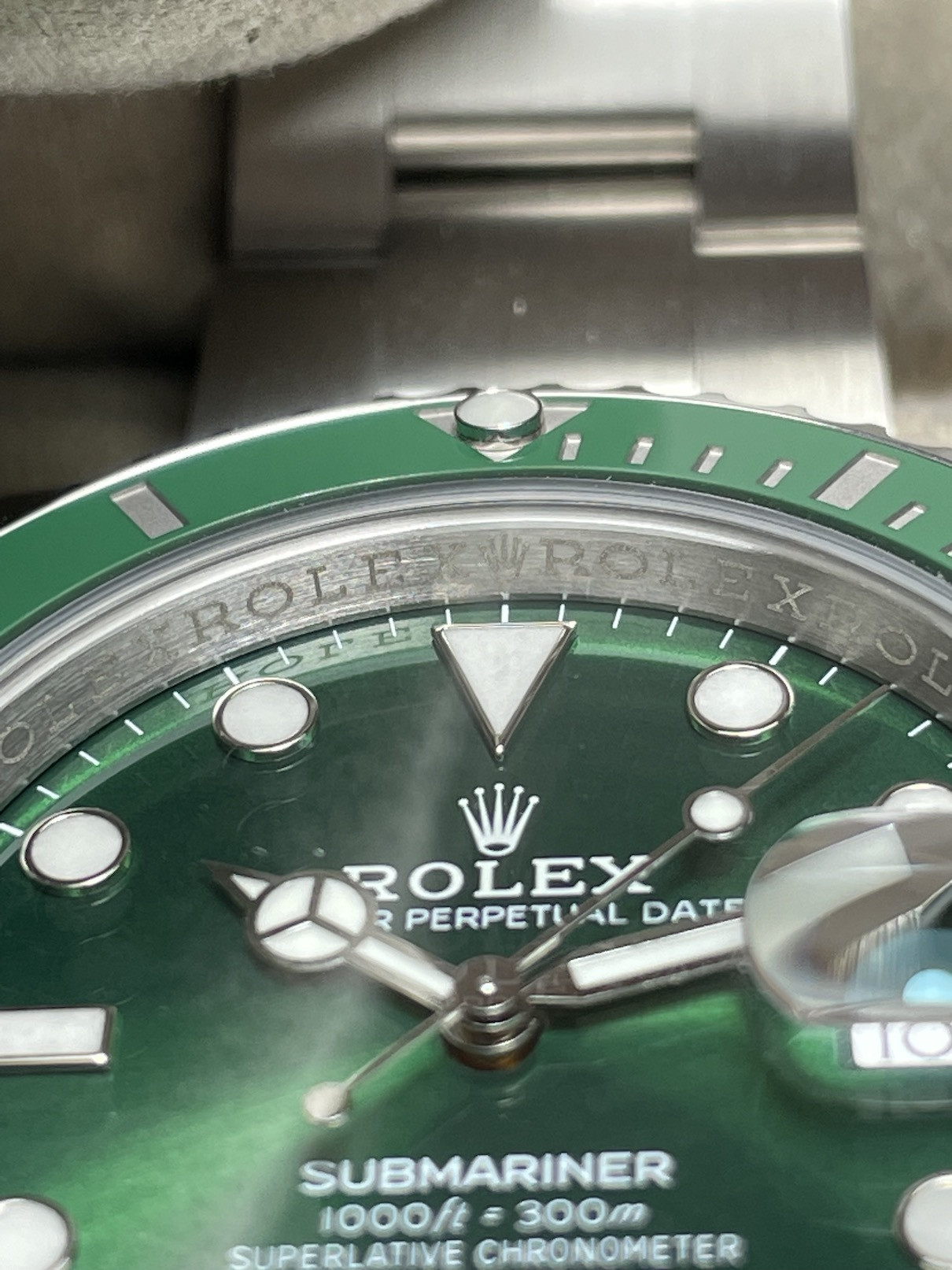 Rolex Submariner Date 'Hulk' – Analog:Shift