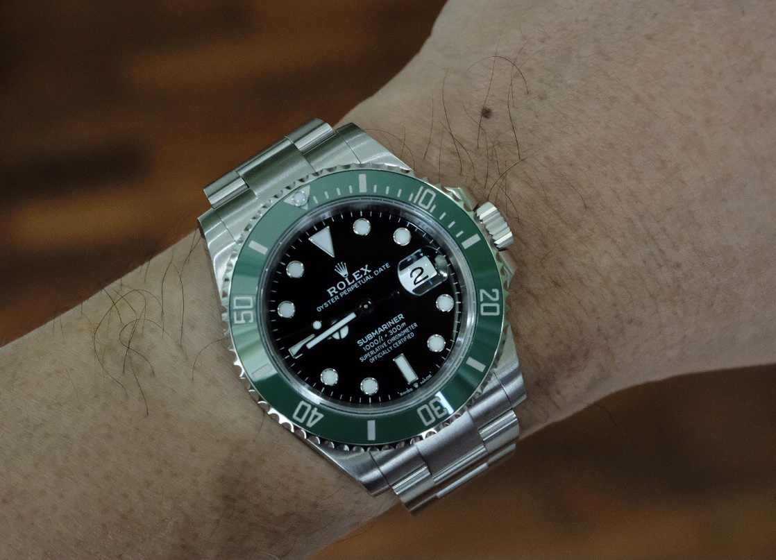 Just sharing a wrist shot from earlier this month, really loving the VSF  126610LV! : r/RepTime
