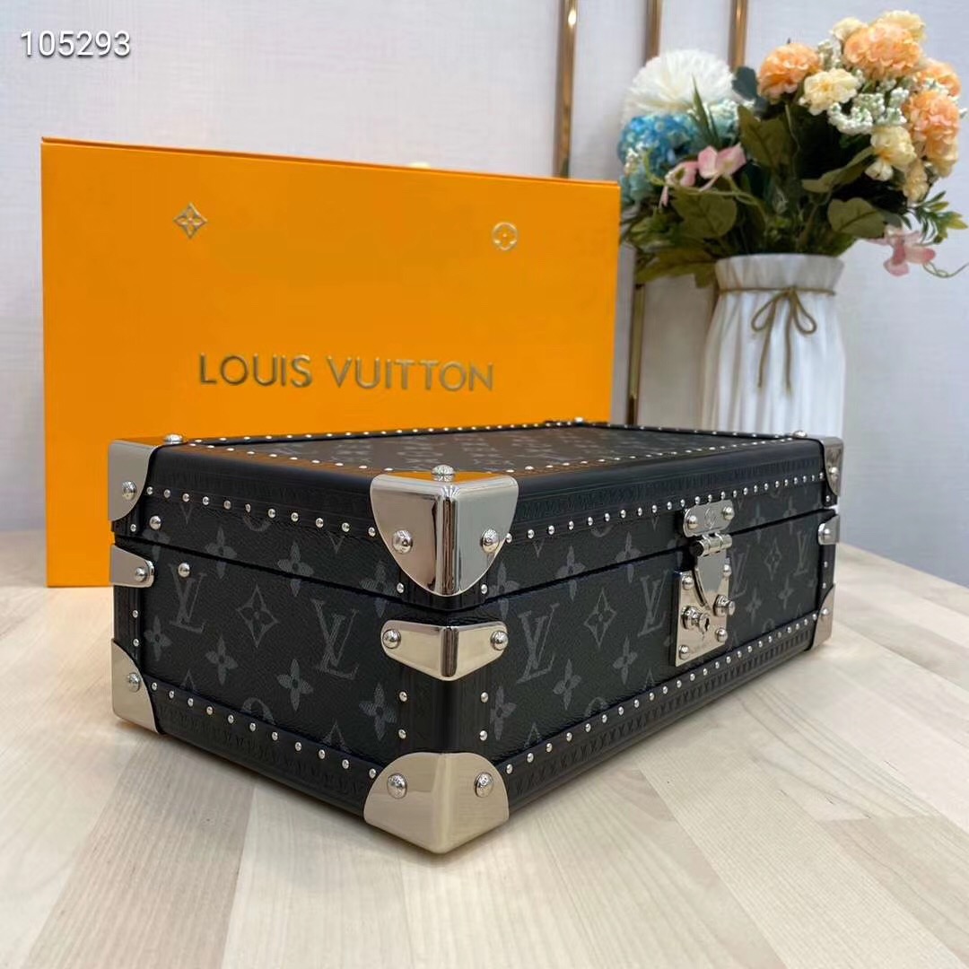 Louis Vuitton] A perfect case to hold eight timepieces. : r/Watches