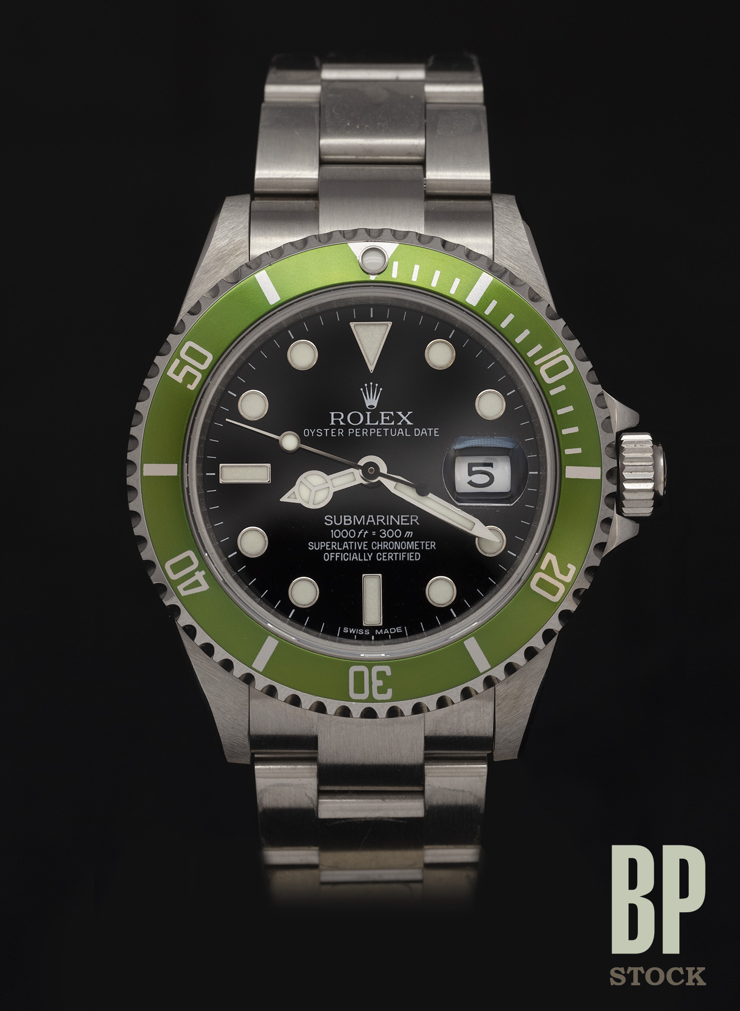 Rolex Submariner Date Kermit Striking Light Green Bezel Patina 16610LV -  Ticking Way